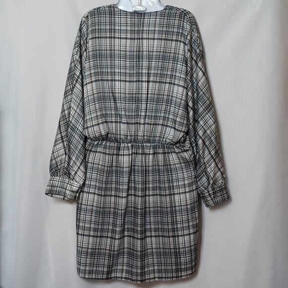 ZARA Women's Gray Plaid Dress With Dolman Sleeve. Size M - Picture 11 of 12